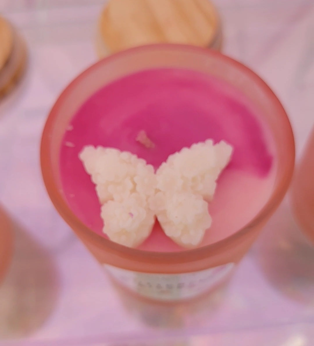 Butterfly Kisses Coconut Soy Wax Candle - Sweet Pea Scented